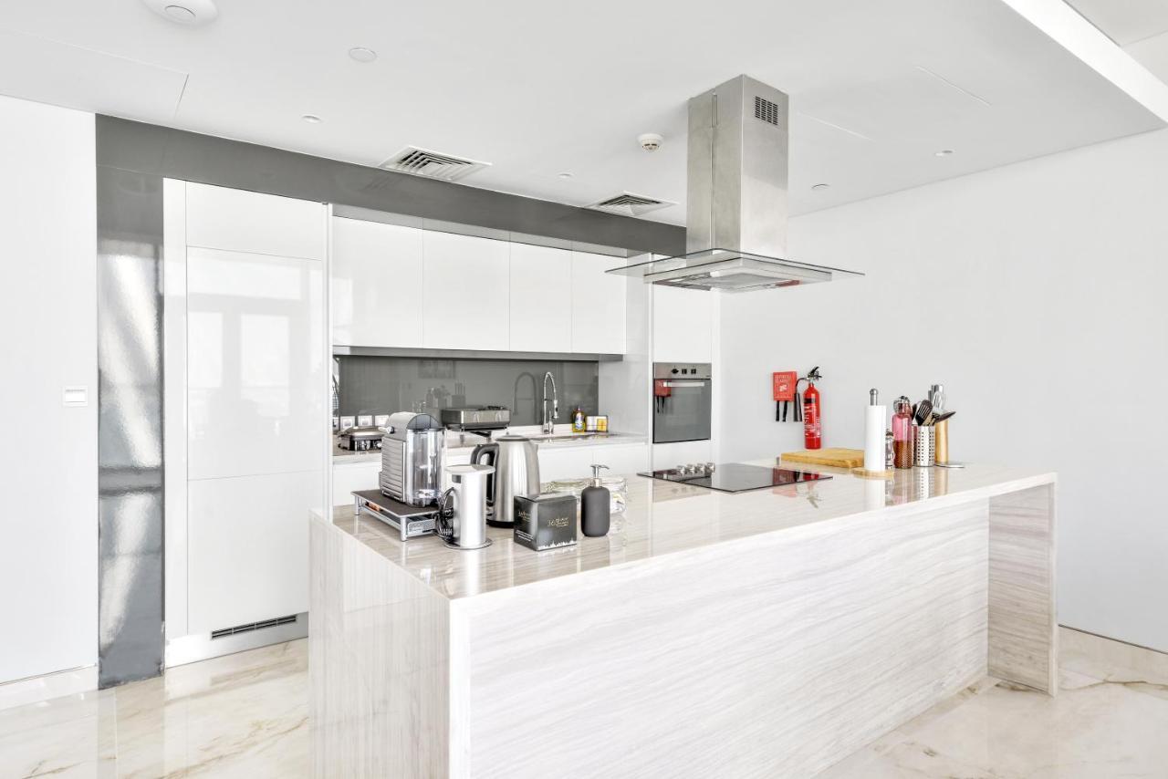 Contemporary And Spacious 2 Bedroom In Bluewaters Island ドバイ エクステリア 写真